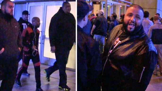 Floyd Mayweather & DJ Khaled -- Only One Can Be Champ ... At Lakers Game