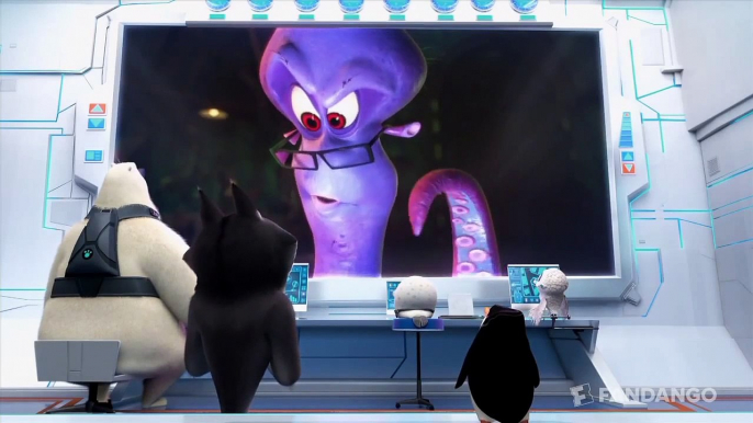 Penguins of Madagascar Interview HD | Celebrity Interviews | FandangoMovies