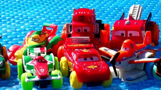 Pixar Cars Hydro Wheels Lightning McQueen , Mater, Red and Mack and the Pool