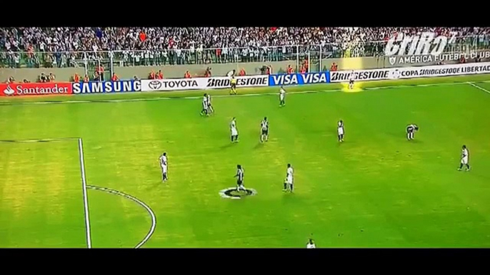 Ronaldinho  - Amazing Asist ? HD by CriRo7i (Latest Sport)