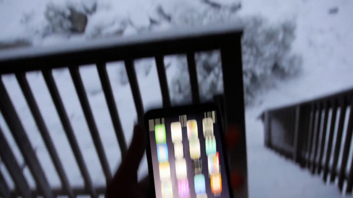 iPhone 6 Plus Buried in Snow - Will it Survive