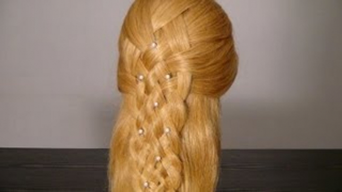 Прическа с плетением на каждый день. Braided hairstyle for l