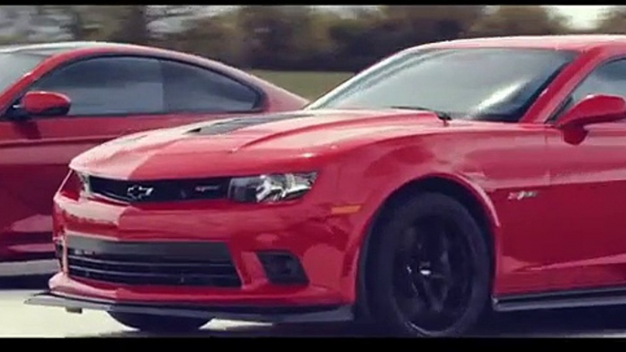 The Stig Vs Chevrolet Camaro Z/28 (sideways) - Top Gear iPad Magazine