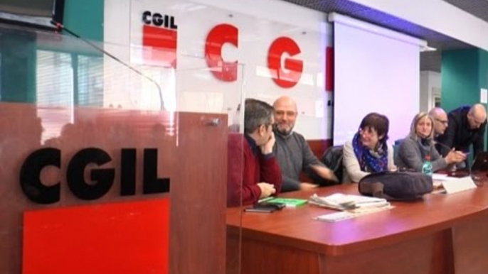 Napoli - Rinnovo contratto metalmeccanici, incontro della Fiom-Cgil (20.01.16)