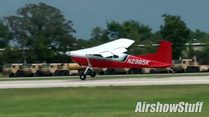 Gusty Crosswind Landings! EAA AirVenture Oshkosh 2014 Sunday Arrivals Compilation (
2) Big Planes