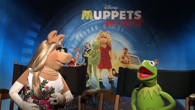 Muppets Most Wanted - Kermit & Miss Piggy Interview