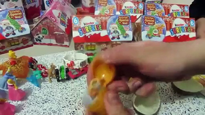 Kinder Surprise Eggs , Christmas Caracters toys edition ,\' kinder surprise egg unboxing \' Piobb4
