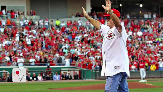 Pete Rose makes baseball hall of fame