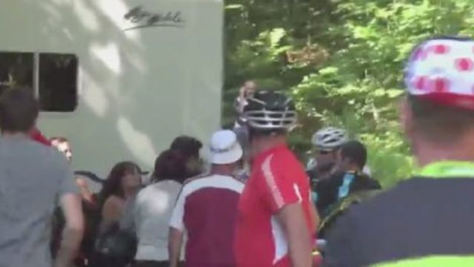 Tour de France : une violente bagarre a éclaté entre la Team Sky et des supporters lors de l'étape Annecy – Annecy-Semnoz