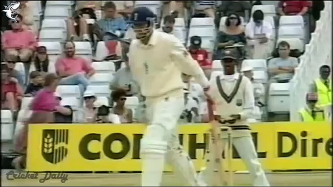 Top 10 Funny Moments in Cricket History updated 2016   Cricket Funniest Moments 2016