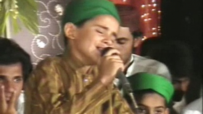 Madena Yad Ata hain Mehran ali qadri naat (37)