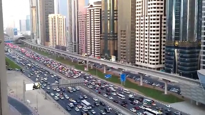 View Of Traffic Along Sheikh Zayed Road In Dubai at 6pm (HTC Sensation)