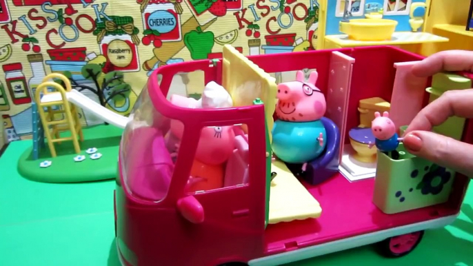 Свинка Пеппа Peppa Pig, Джордж, папа Свин и Мама Свинка отдыхают на море и нашли клад