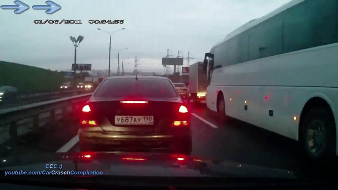 brave driver on highway in Russia :)