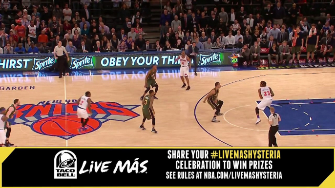 Taco Bell #LiveMasHYSTERIA; Melo Throws it Down!