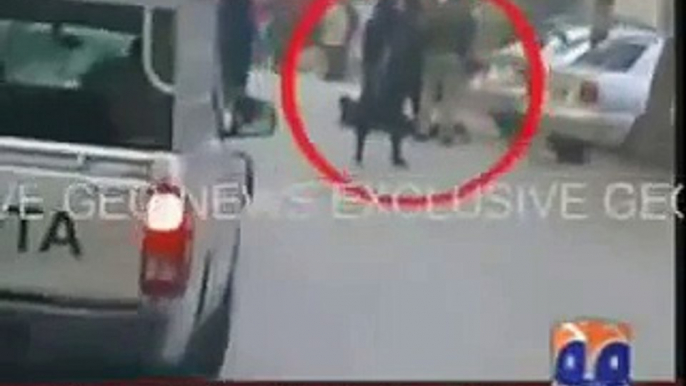 Rare Video: How Police Arrested Mumtaz Qadri after Killing Salman Taseer