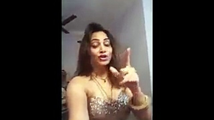 OMG!!! What this Girl Is Doing ? Indain Model Arshi Khan-Top Funny Videos-Top Prank Videos-Top Vines Videos-Viral Video-Funny Fails