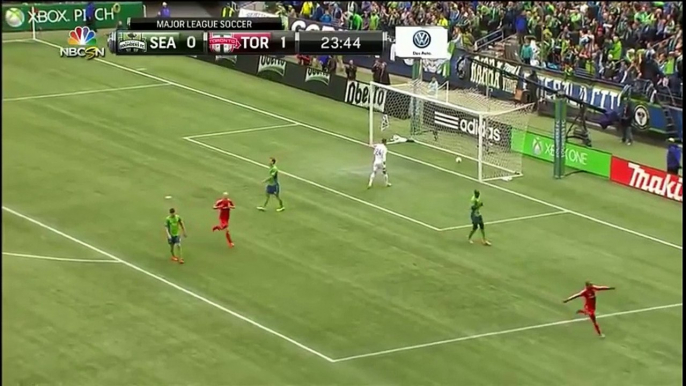 GOAL Defoe picks off the loose ball and skips in his second  Seattle Sounders vs. Toronto FC