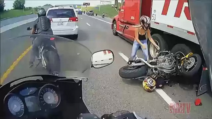 AMAZING Motorcycle ACCIDENT Bike VS Truck Biker Hits Semi 18 Wheeler Motor CRASH Video FAIL ROC 2015