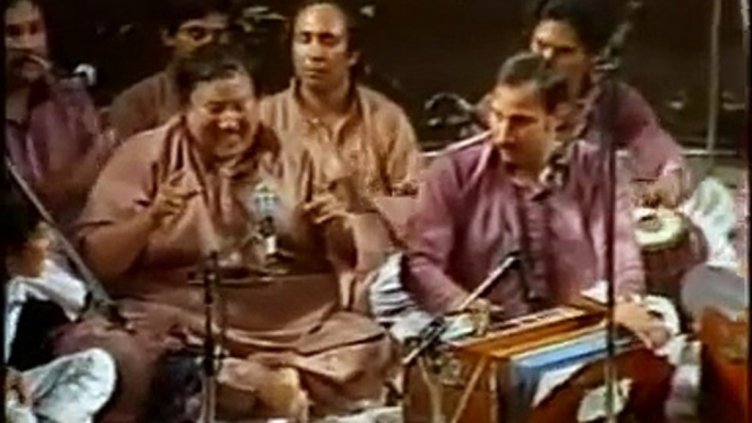 nusrat fateh ali khan and rahatFateh Ali Khan In His Childhood.