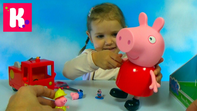 Свинка Пеппа гигант распаковка сюрпризов игрушки и пожарная машина Giant Peppa Pig toys