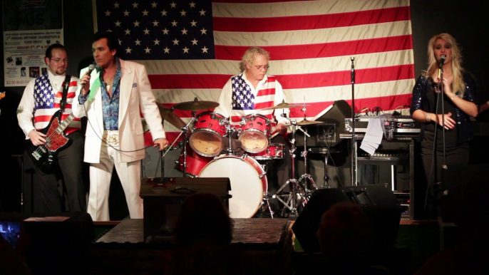 Todd Herendeen sings 'Burning Love' Elvis Presley Memorial VFW 2015