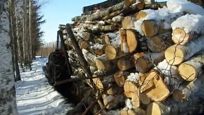 Belarus Mtz 1025 forestry tractor, difficult road