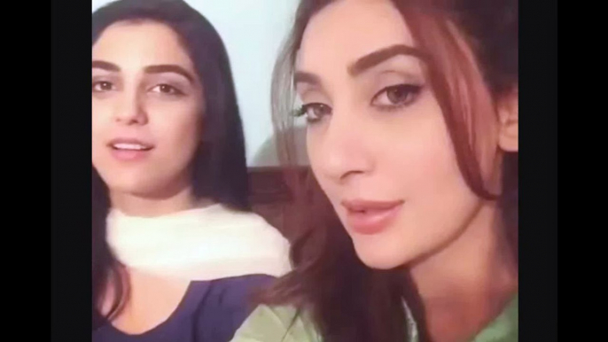 Maya Ali And Ayesha Khan Singing Mann Mayal 2016