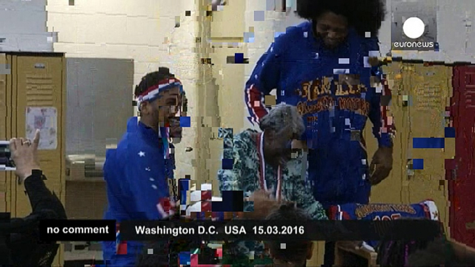 107-year-old woman dances with Harlem Globetrotters