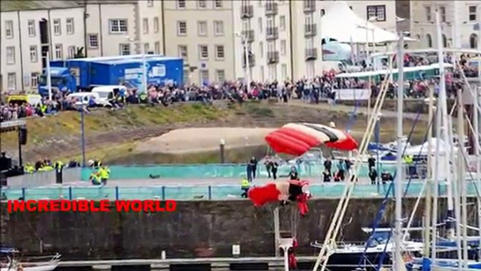 Red Devils Mid Air Parachute Fails in Whitehaven Airshow Parachutist Saves Team Mate(VIDEO