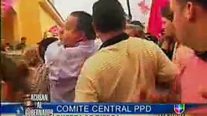 Gobernador llega al Comité del PPD