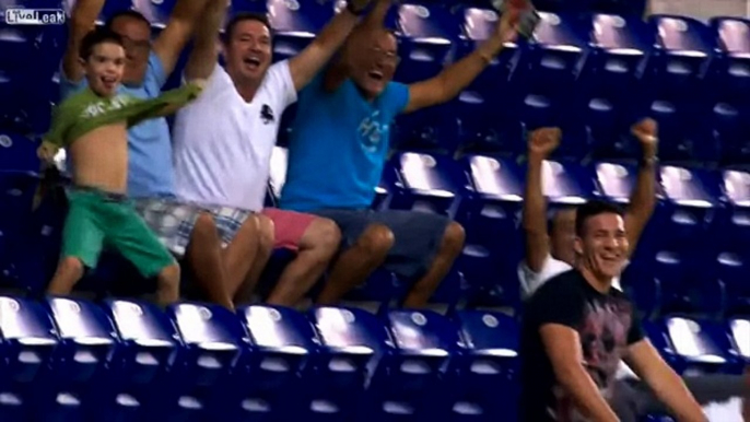 That Marlins Kid Dancing on JumboTron Fan Cam (HD)