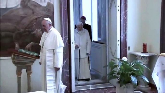 Papa Francisco I hace visita al Papa Emérito Benedicto XVI en Castel Gandolfo