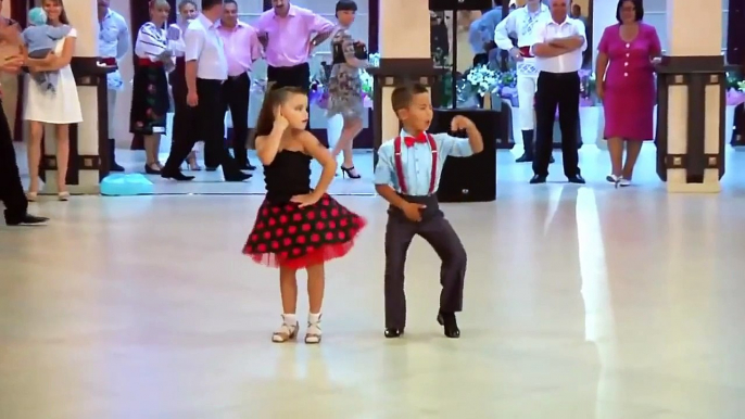 Потрясающий детский танец