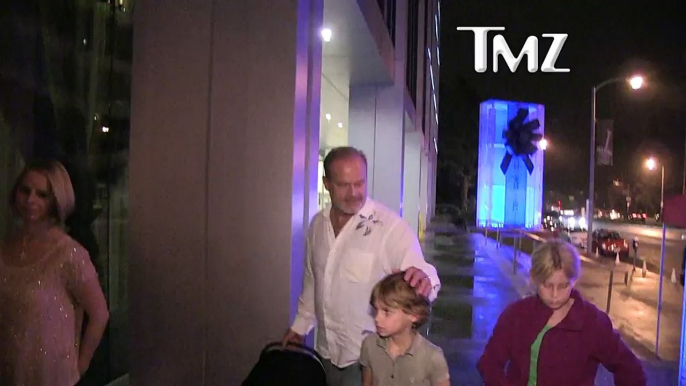 Kelsey Grammer -- I Got Your Car Seat RIGHT HERE!!!