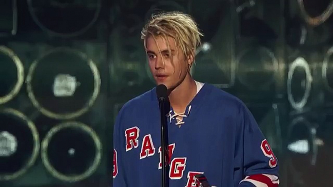 Justin Bieber - iHeartRadio Music Awards