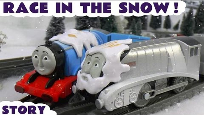 Thomas and Friends Toys R Us Snowy Spencer races Snowy Gordon | Juguetes de Thomas Y Sus Amigos