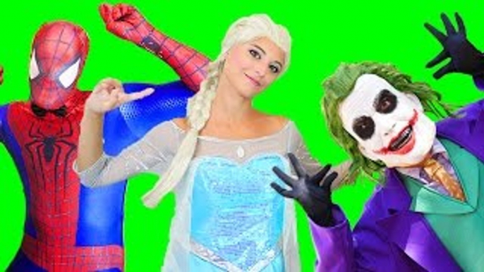 Spiderman vs Catwoman vs Marriage Proposal w Frozen Elsa & batman - Fun Superhero in Real Life