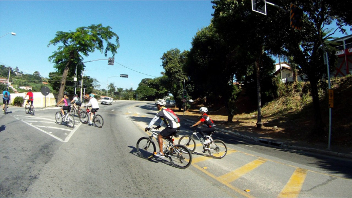 Entrega dos donativos ao Lar São Francisco de Idosos, Taubaté, SP, Brasil, - Abril de 2016, 15 km, 15 bikers, MTB, nas trilhas solidárias