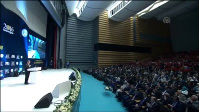 Davutoğlu: "Gelin Birlik Olalım, Bu Ülkeyi Koruyalım"