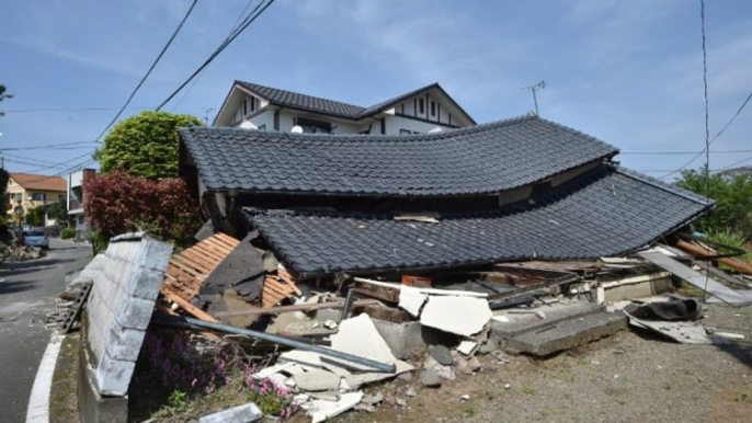 Japan earthquake: Aftershocks rattle country's south-west after nine die, hundreds injured in tremor