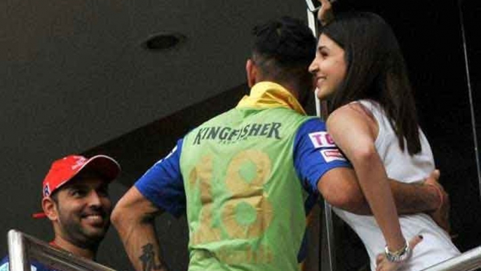 Anushka Sharma And Virat Kohli - Romance Inside Cricket Stadium – Must Watch HD + HQ