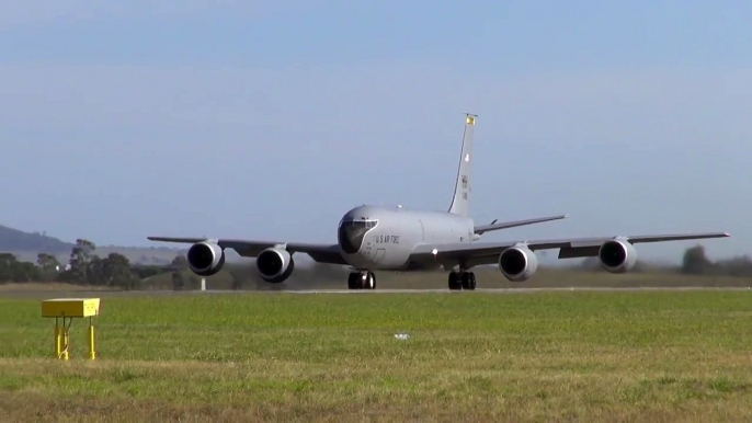 USAF Boeing KC135 Stratotanker screaming power-up & loud takeoff