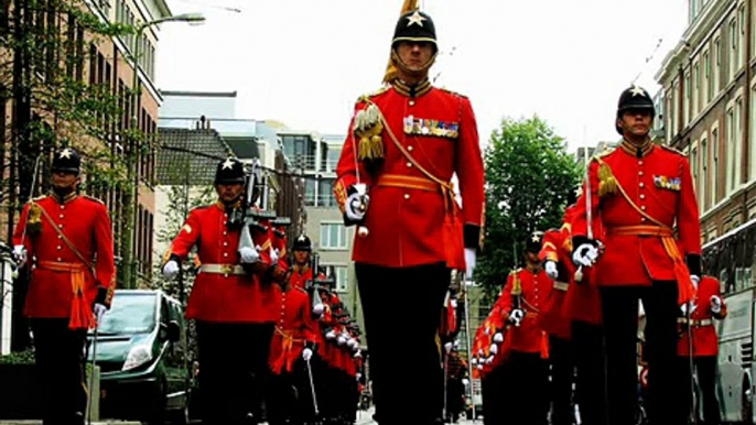 "Mars van het PRINSES IRENE BRIGADE" / 17 PAINFBAT GARDEREGIMENT FUSELIERS PRINSES IRENE