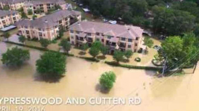 Deadly Floods Sweep Through Houston Area