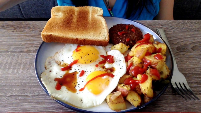 #57 ASMR food | Eating/whispering Breakfast for Dinner! Eggs, potatoes, veggie sausage & toast