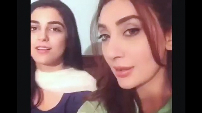 Maya Ali And Ayesha Khan Singing Mann Mayal - YouTube