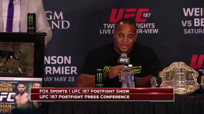 Daniel Cormier and Ryan Bader nearly fight at UFC 187 post fight presser