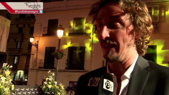 Iván Massagué en la Alfombra Roja del 19 Festival de Málaga