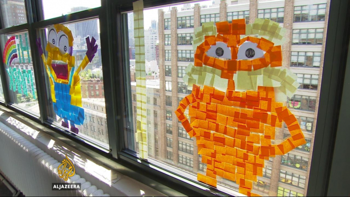 Rival New York ad agencies wage post-it notes war